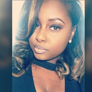 Meet your Posher, Arielle